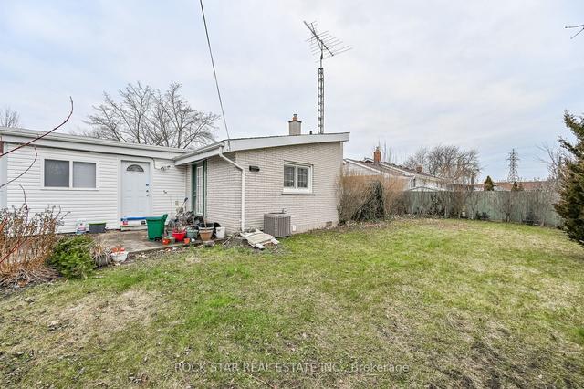 8 Birchwood Circ, House detached with 5 bedrooms, 1 bathrooms and 4 parking in St. Catharines ON | Image 22