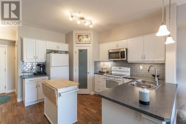 312, - 6 Michener Boulevard, Condo with 1 bedrooms, 1 bathrooms and 1 parking in Red Deer AB | Image 5