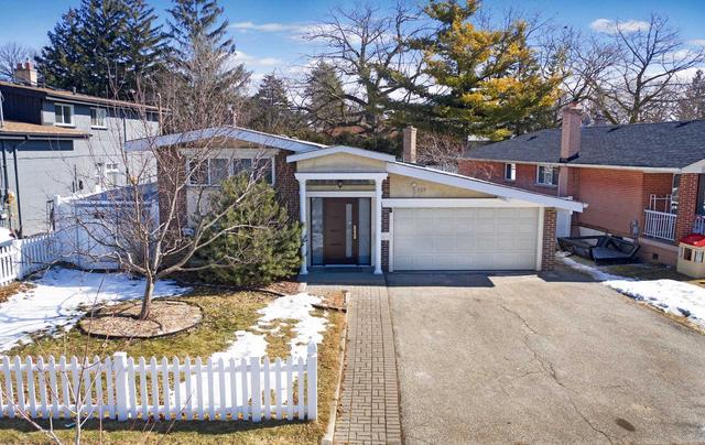 109 Verobeach Blvd, House detached with 3 bedrooms, 3 bathrooms and 4 parking in Toronto ON | Image 1