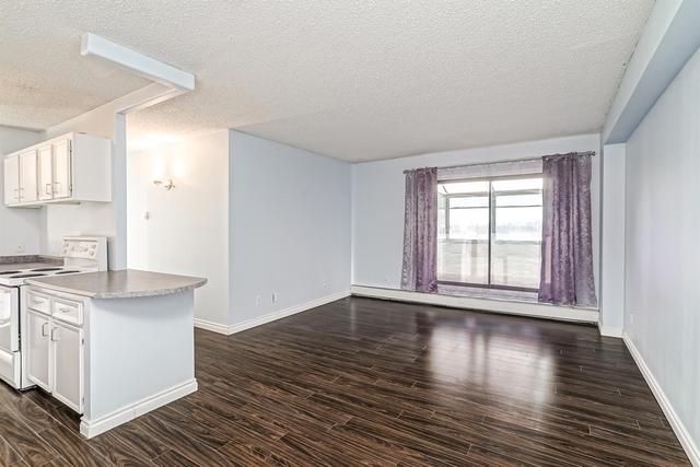 710 - 111 14 Avenue Se, Condo with 2 bedrooms, 1 bathrooms and 1 parking in Calgary AB | Image 9