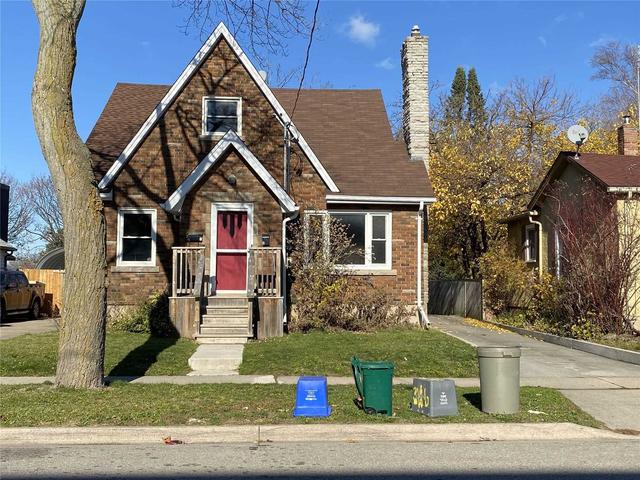9 Maple St, House detached with 2 bedrooms, 2 bathrooms and 5.5 parking in St. Catharines ON | Image 12