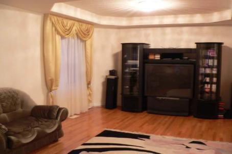 184 Mistysugar Tr, House detached with 4 bedrooms, 3 bathrooms and 2 parking in Vaughan ON | Image 3
