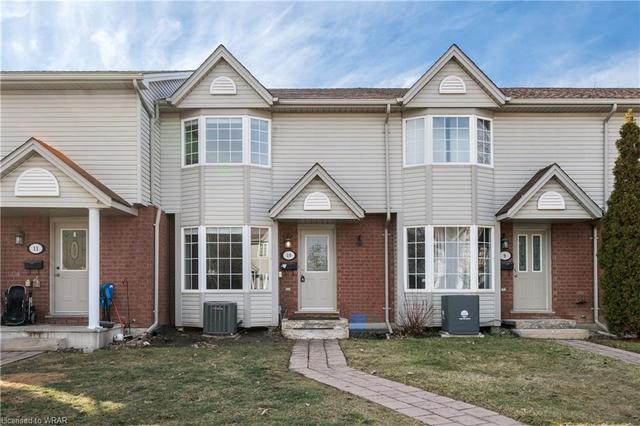 10 - 235 Saginaw Parkway, House attached with 3 bedrooms, 1 bathrooms and 1 parking in Cambridge ON | Image 1