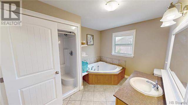 26 Isaac Street, House detached with 5 bedrooms, 2 bathrooms and null parking in Rothesay NB | Image 16