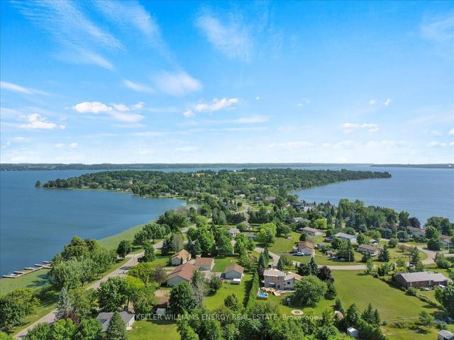 79 Hillside Dr, House detached with 3 bedrooms, 2 bathrooms and 14 parking in Kawartha Lakes ON | Image 33