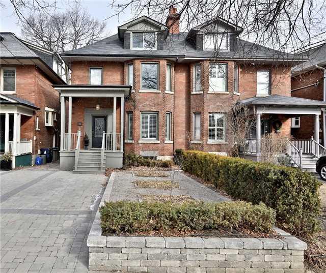 104 Moore Ave, House semidetached with 4 bedrooms, 4 bathrooms and 1 parking in Toronto ON | Image 1