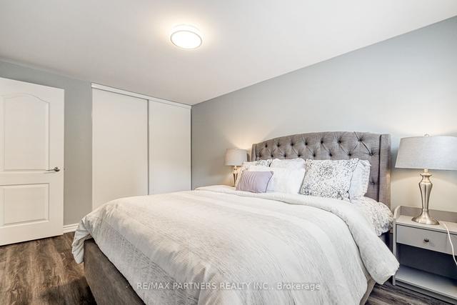 42 Huntingdale Blvd, Townhouse with 4 bedrooms, 3 bathrooms and 4 parking in Toronto ON | Image 14