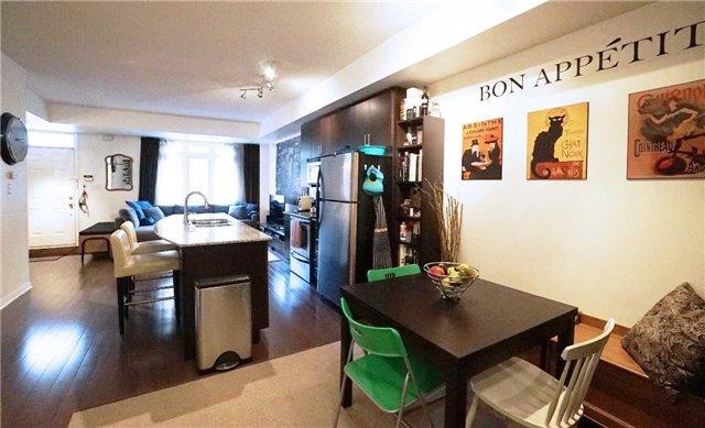 th25 - 70 Carr St, Townhouse with 2 bedrooms, 1 bathrooms and 1 parking in Toronto ON | Image 11