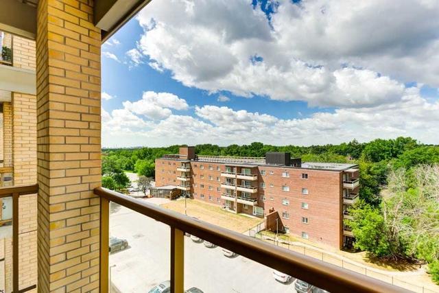 501 - 68 Main St N, Condo with 2 bedrooms, 2 bathrooms and 1 parking in Markham ON | Image 2