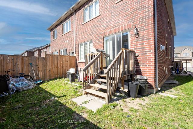 486 Queen Mary Dr, House attached with 4 bedrooms, 4 bathrooms and 4 parking in Brampton ON | Image 25