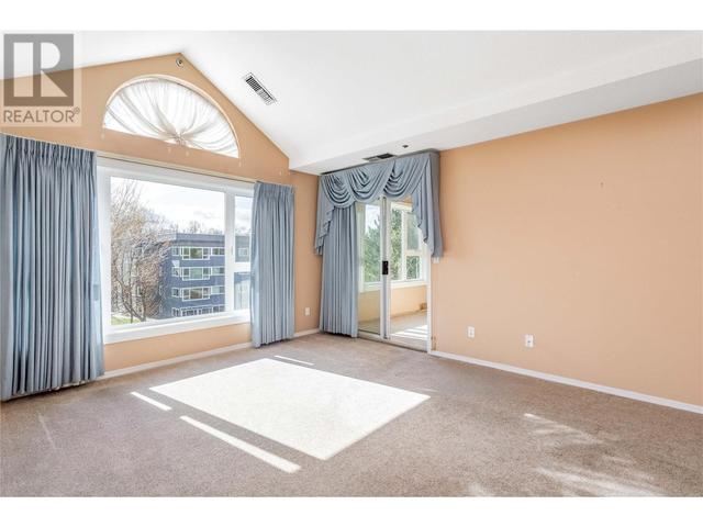 301 - 1045 Sutherland Avenue, Condo with 2 bedrooms, 2 bathrooms and 1 parking in Kelowna BC | Image 9