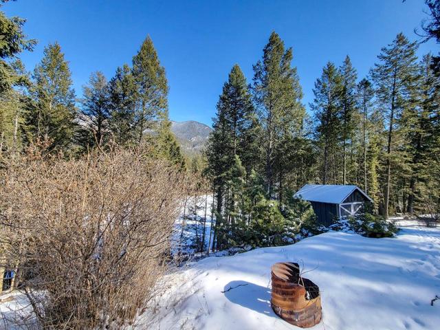 8096 Duby Road, House detached with 3 bedrooms, 2 bathrooms and null parking in East Kootenay G BC | Image 54