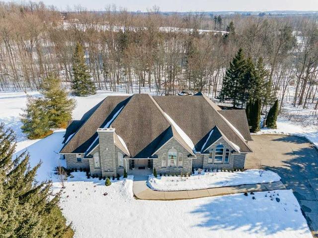 33 Fox Run Dr, House detached with 3 bedrooms, 4 bathrooms and 11 parking in Puslinch ON | Image 5