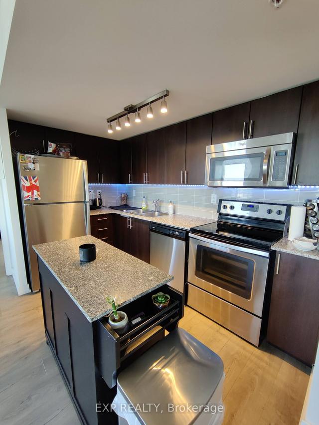 1806 - 1410 Dupont St, Condo with 2 bedrooms, 2 bathrooms and 1 parking in Toronto ON | Image 8