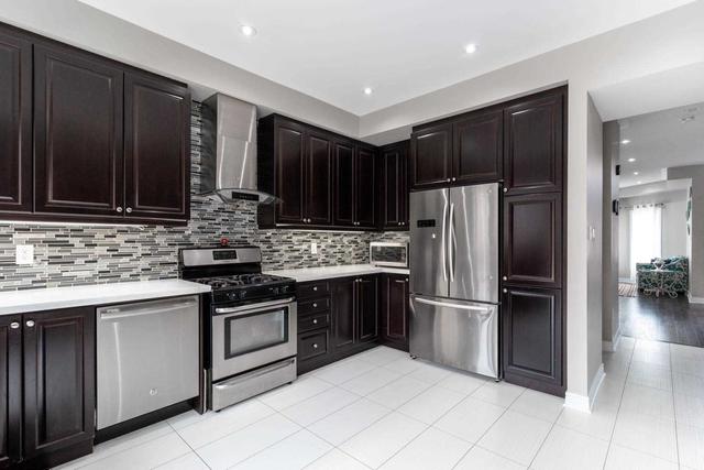 17 Bellotti Cres, House detached with 4 bedrooms, 4 bathrooms and 4 parking in Ajax ON | Image 34