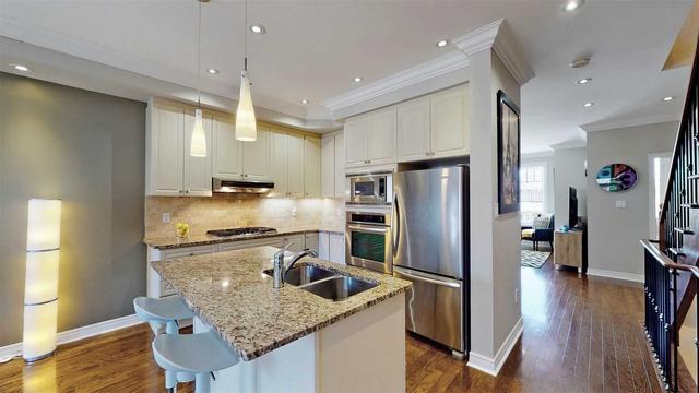 8 - 5700 Long Valley Rd, Townhouse with 3 bedrooms, 4 bathrooms and 2 parking in Mississauga ON | Image 6