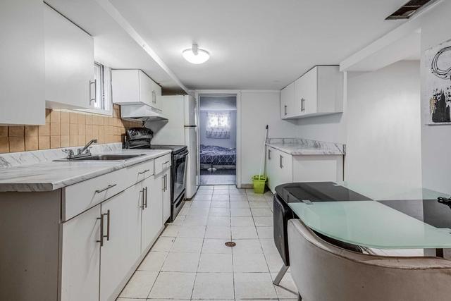 1792 Keele St, House detached with 2 bedrooms, 2 bathrooms and 3 parking in Toronto ON | Image 19