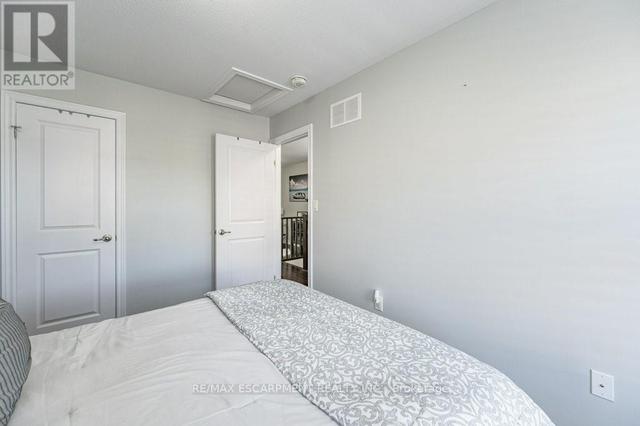 5 - 377 Glancaster Rd, Townhouse with 3 bedrooms, 2 bathrooms and 2 parking in Hamilton ON | Image 25