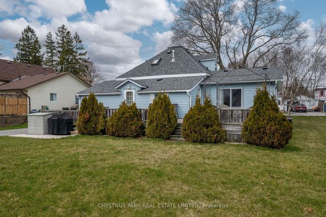 321 Second Ave, House detached with 4 bedrooms, 3 bathrooms and 6 parking in Prince Edward County ON | Image 16