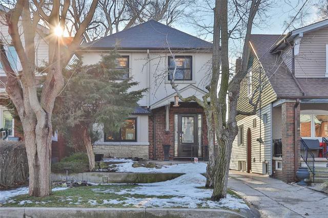 48 Dilworth Cres, House detached with 3 bedrooms, 2 bathrooms and 1 parking in Toronto ON | Image 1