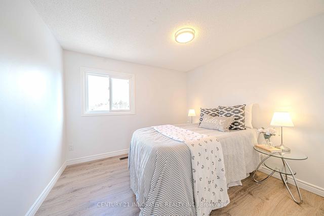 52 Humphrey Dr, House detached with 3 bedrooms, 3 bathrooms and 3 parking in Ajax ON | Image 15
