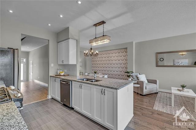 535 Stargazer Crescent, Townhouse with 4 bedrooms, 3 bathrooms and 3 parking in Ottawa ON | Image 13
