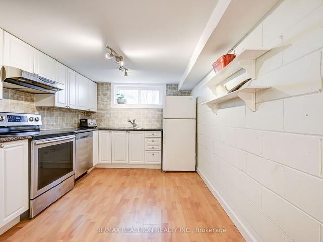 322 East Ave, House detached with 3 bedrooms, 2 bathrooms and 5 parking in Toronto ON | Image 20