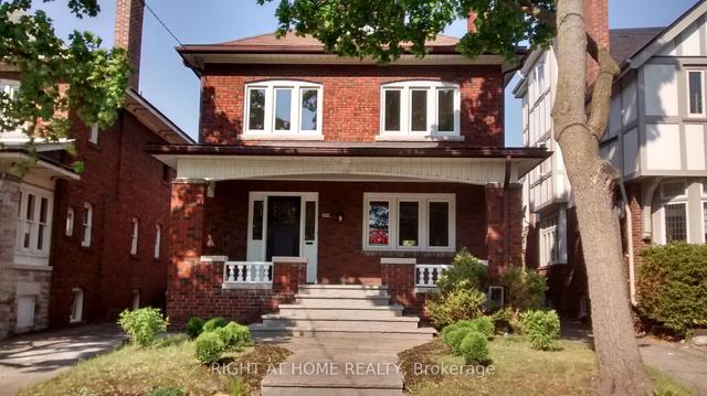 294 Kennedy Ave, House detached with 4 bedrooms, 2 bathrooms and 3 parking in Toronto ON | Image 1