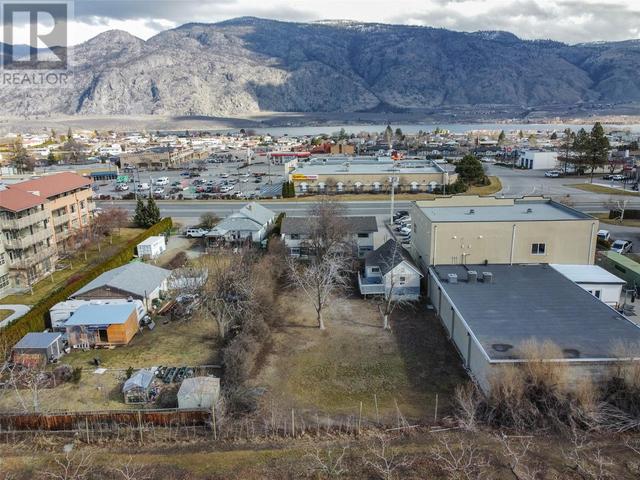 8410 97th Street, House detached with 8 bedrooms, 2 bathrooms and null parking in Osoyoos BC | Image 89