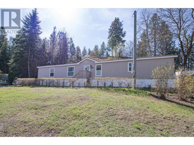 1502 46 Avenue, House other with 2 bedrooms, 2 bathrooms and 4 parking in Vernon BC | Image 2