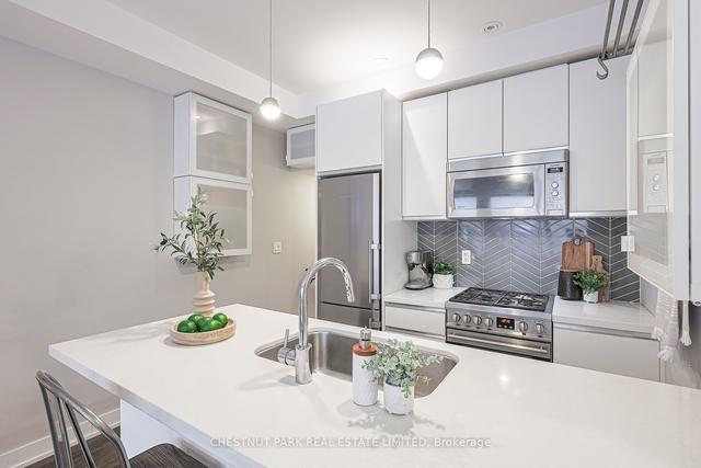105 - 441 Jane St, Townhouse with 2 bedrooms, 2 bathrooms and 1 parking in Toronto ON | Image 26
