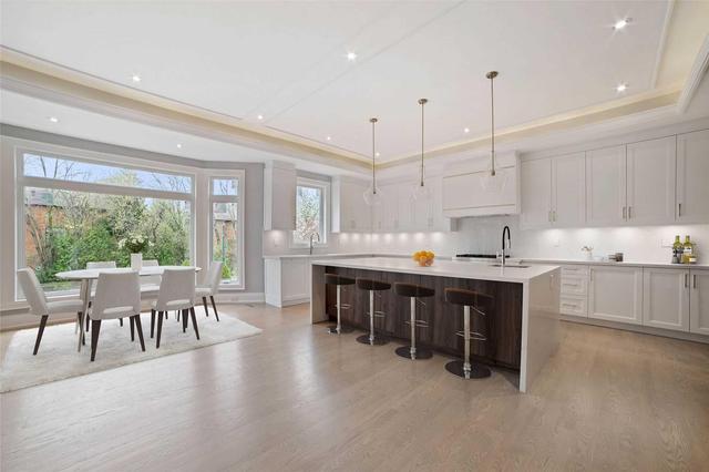 100 Grantbrook St, House detached with 5 bedrooms, 6 bathrooms and 4 parking in Toronto ON | Image 5