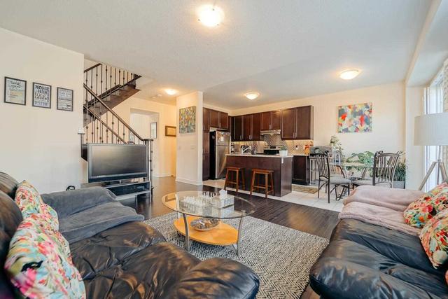 6 Zamek St, House attached with 3 bedrooms, 3 bathrooms and 2 parking in Brampton ON | Image 8