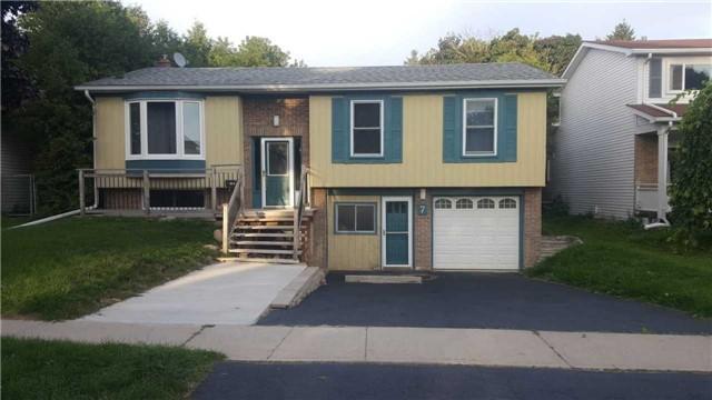 7 Alonna St, House detached with 3 bedrooms, 2 bathrooms and 2 parking in Clarington ON | Image 1