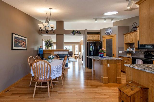 64 Scott Green Se, House detached with 4 bedrooms, 3 bathrooms and 3 parking in Medicine Hat AB | Image 11