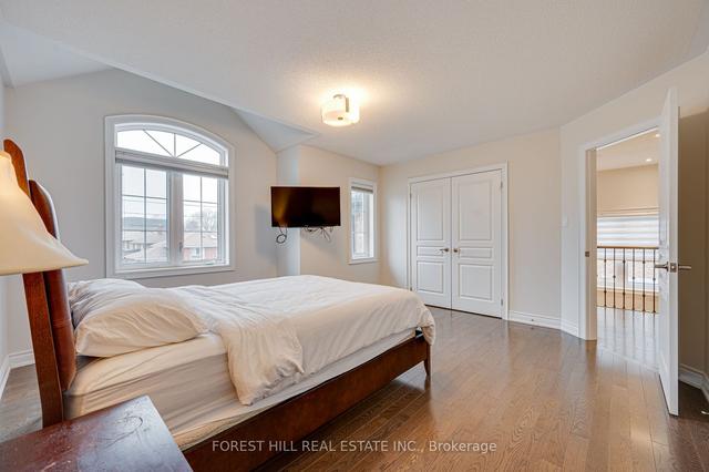 181 Goddard St, House detached with 4 bedrooms, 4 bathrooms and 4 parking in Toronto ON | Image 16