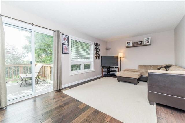 80 Hooper Sq, House detached with 3 bedrooms, 3 bathrooms and 4 parking in Clarington ON | Image 6
