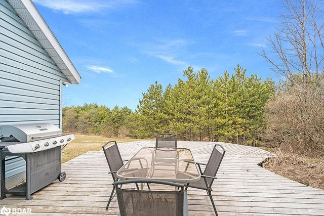 2376 Line 7 N, House detached with 2 bedrooms, 2 bathrooms and 12 parking in Oro Medonte ON | Image 24