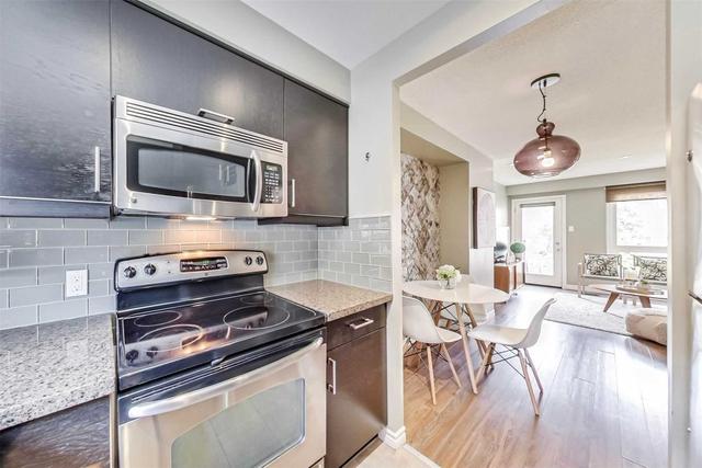 th114 - 275 Broadview Ave, Townhouse with 3 bedrooms, 2 bathrooms and 1 parking in Toronto ON | Image 16