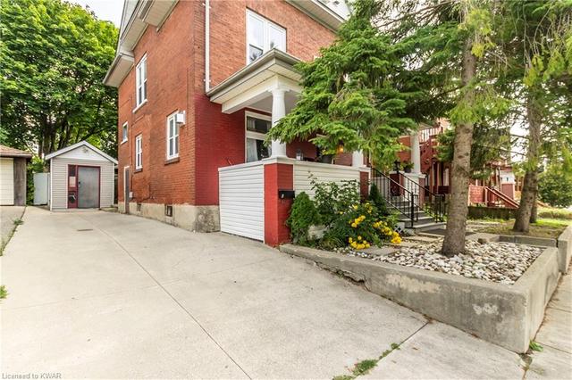 56 Irvin Street, House detached with 5 bedrooms, 2 bathrooms and 3 parking in Kitchener ON | Image 3