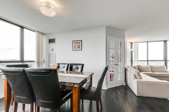 1231 - 25 Bamburgh Circ, Condo with 3 bedrooms, 2 bathrooms and 2 parking in Toronto ON | Image 5
