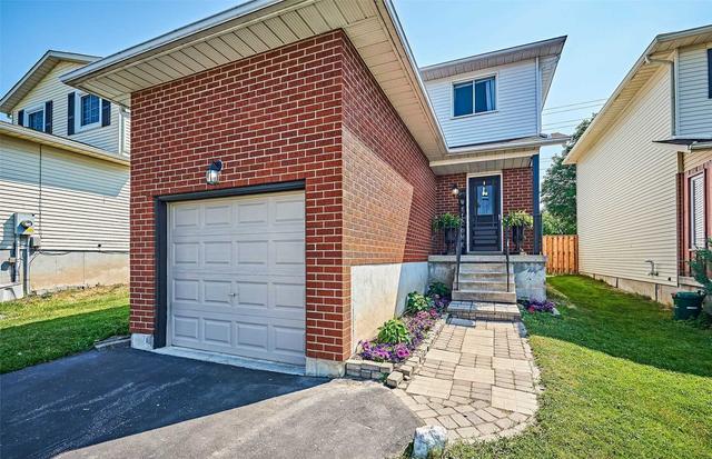 13 Quinlan Dr, House detached with 3 bedrooms, 2 bathrooms and 5 parking in Port Hope ON | Image 12