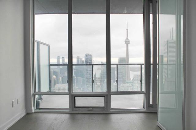 5108 - 488 University Ave, Condo with 2 bedrooms, 2 bathrooms and 1 parking in Toronto ON | Image 9