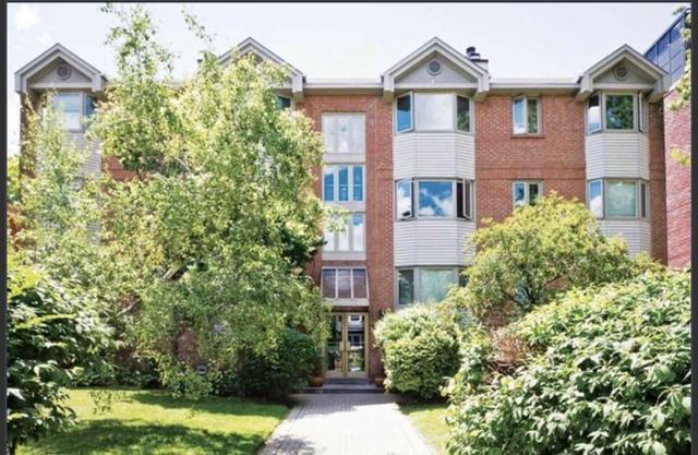 002 - 60 Kippendavie Ave, Condo with 1 bedrooms, 1 bathrooms and 1 parking in Toronto ON | Image 1