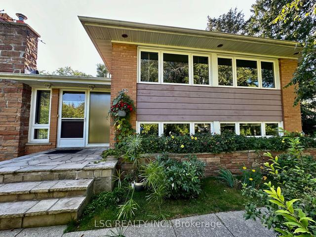 59 Ravenscroft Circ, House detached with 3 bedrooms, 3 bathrooms and 4 parking in Toronto ON | Image 12