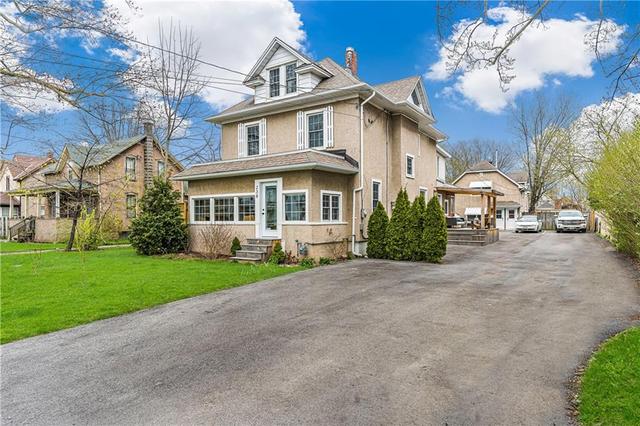 238 Hellems Avenue, House detached with 8 bedrooms, 4 bathrooms and 6 parking in Welland ON | Image 1