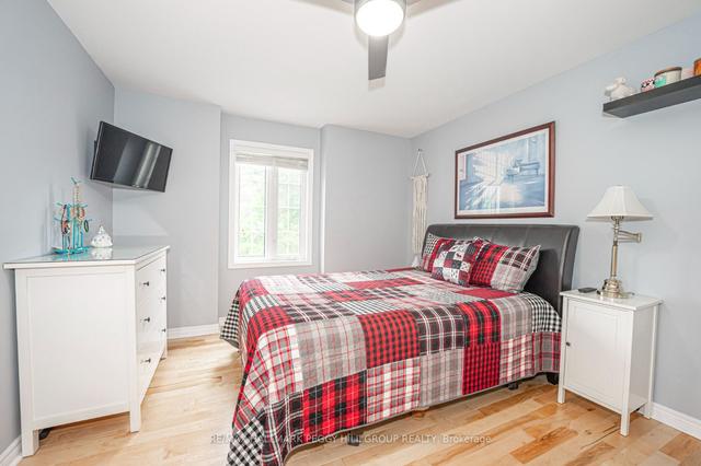 1445 Margaret Cres, House detached with 3 bedrooms, 3 bathrooms and 10 parking in Penetanguishene ON | Image 4