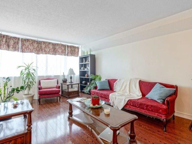 404 - 21 Markbrook Lane, Condo with 2 bedrooms, 2 bathrooms and 1 parking in Toronto ON | Image 5