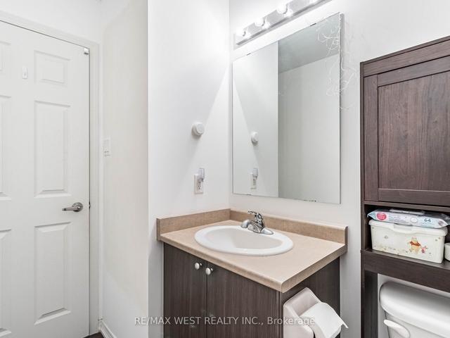 50 Honeyview Tr, House attached with 3 bedrooms, 4 bathrooms and 3 parking in Brampton ON | Image 14