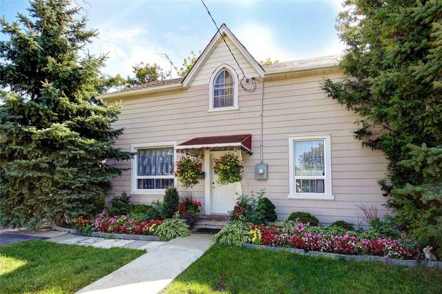 16 Burlington St, House detached with 3 bedrooms, 1 bathrooms and 4 parking in Mississauga ON | Image 1